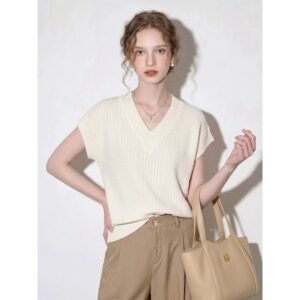 Apricot simple style V-neck short-sleeved sweater for women 2026 summer thin style commuting versatile knitted top