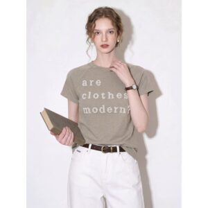 Casual style letter gray khaki short-sleeved T-shirt for women 2026 summer design sense of age reduction temperament simple versatile top