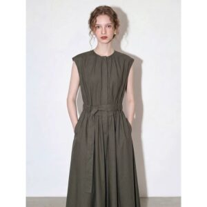 Dark brown light mature and elegant style sleeveless cotton dress for women 2026 summer new waist slimming long skirt